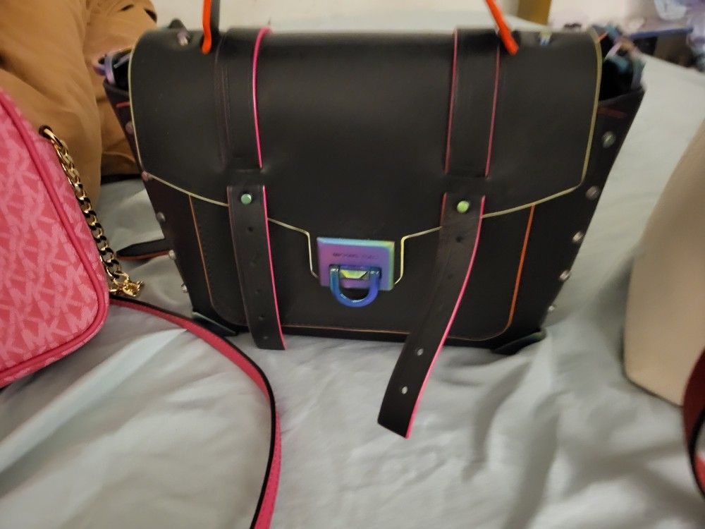 Michael Kors Purse 75.00 Firm CASH