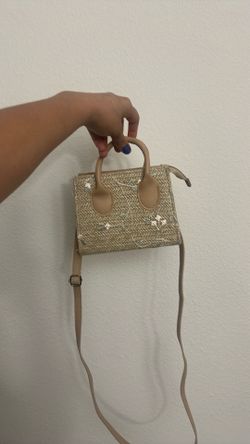 Tiny purse