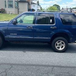 2005 Ford Explorer