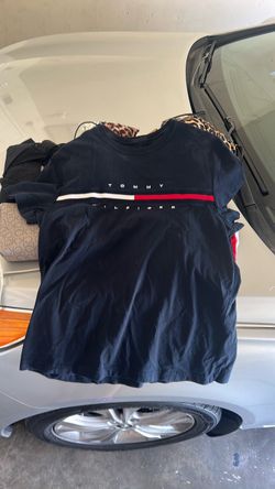 Tommy Hilfiger shirts men’s medium