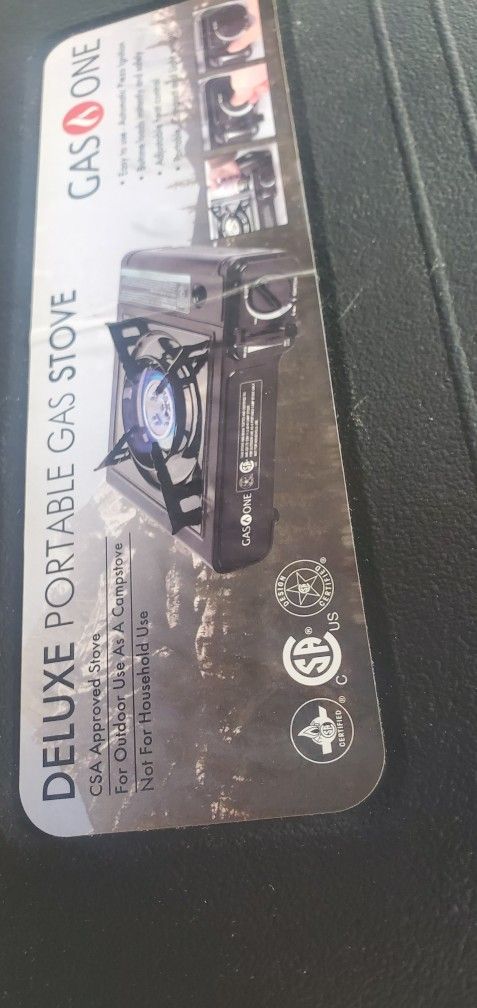 Deluxe Portable Gas Stove- Outdoors