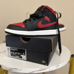 Jordan 1 Mid Bred – Size 11C (Toddler)   