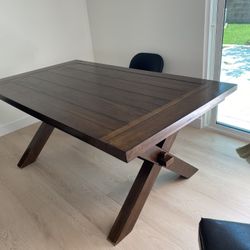 Dining Room Table 