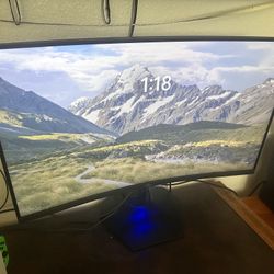 Dell 32” LED Curved Monitor 