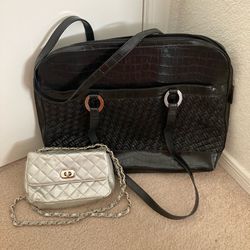 Very good condition laptop bag and should bag