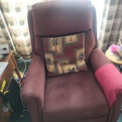 2 Recliners Used But Work Great Very Comfi