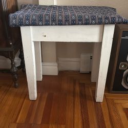 Small Table/side Table 