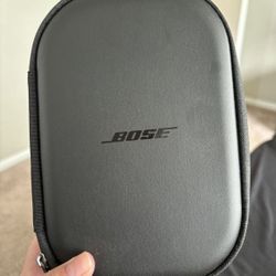 Gently Used Black Bose QC45