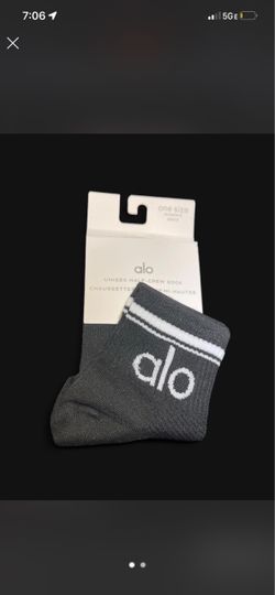 Alo Unisex Half-Crew Socks One Size