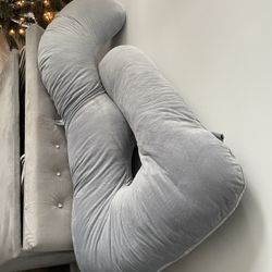 Pregnancy Pillow