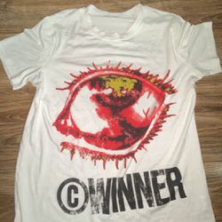 Winner eyeball T-shirt. 