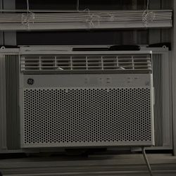 12,000 BTU AC