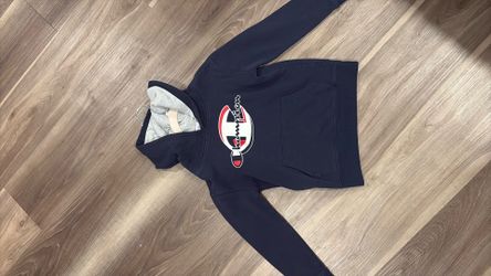 Boys sweater size 6