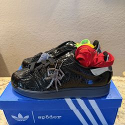 Sp5der x Adidas Superstar Black w/Charm KJ7021 Men's Size 11.5 Brand New