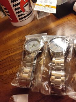 Men and women Dallas Cowboys watches brand new $12