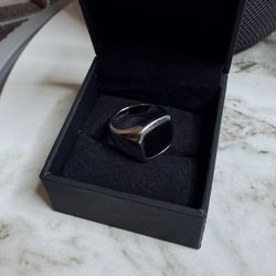 Ring Vitaly  