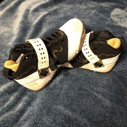 Gold Nike Zoom Lebron 5s Men’s Size 11