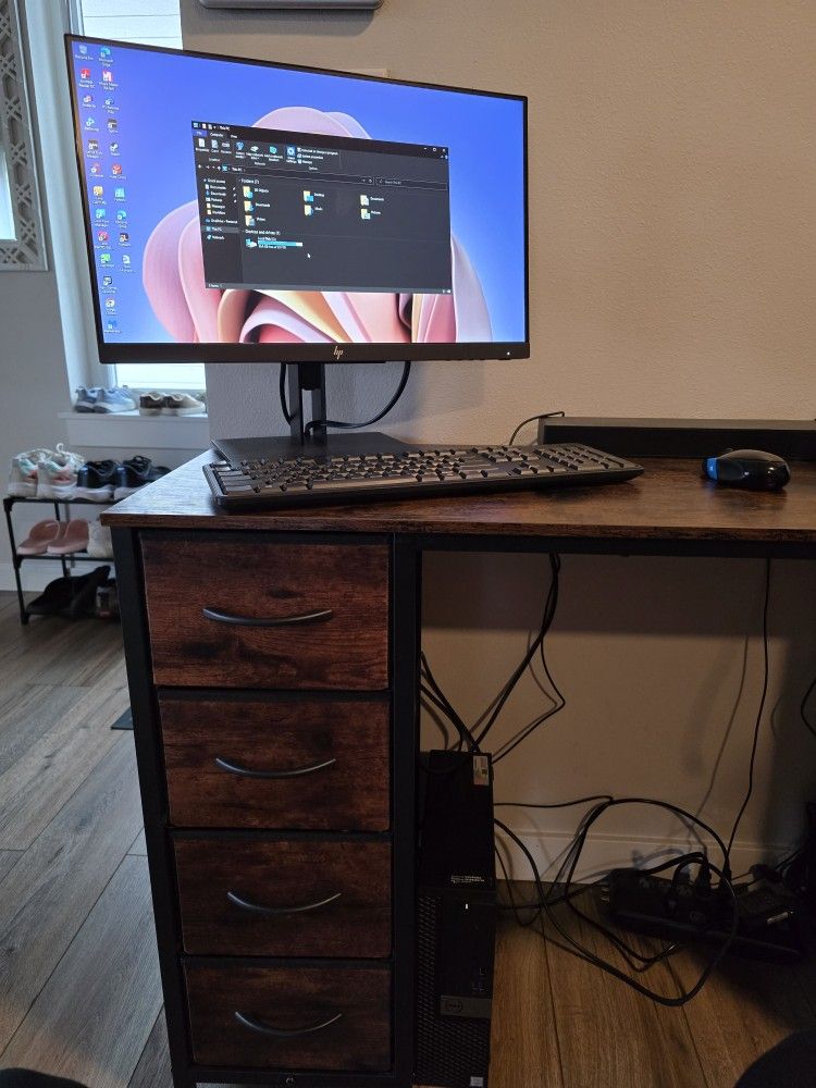 🖥️ For Sale: Complete Dell Desktop Setup – Ready to Use