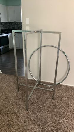 Circular Metal Clothing Rack