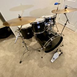 In Upland 91784 Yamaha Stage Custom Advantage Nouveau 5 Piece Drum Set 22 10 13 16 14” Snare  Sabian cymbals stands Tama hihat pdp throne $725 Cash In