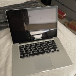 MacBook Pro Core I7 16 GB MEMORY