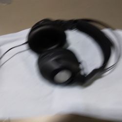 Rocca Gamer Headphones With OutMic.