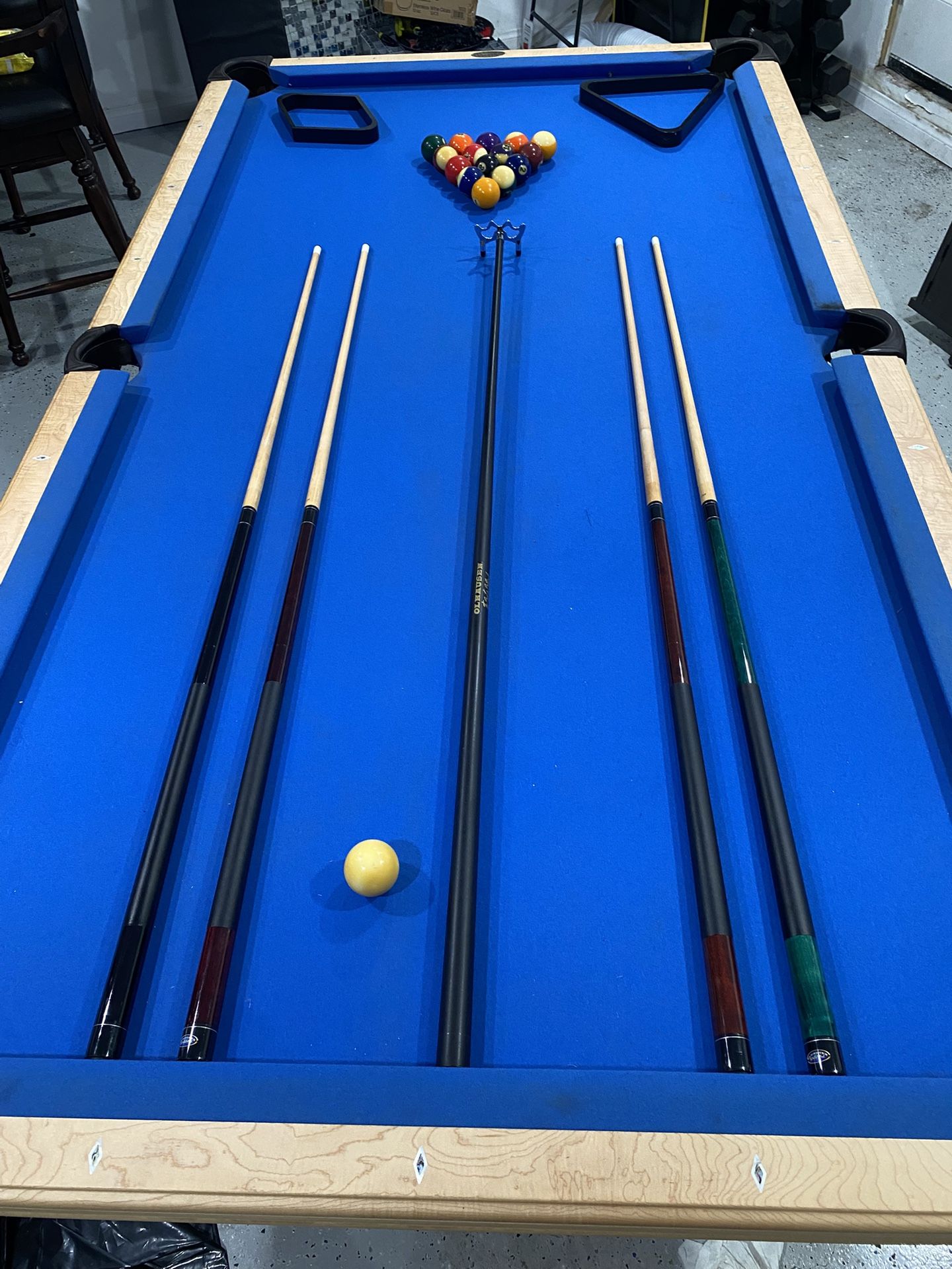 8’ Olhausen Pool Table 