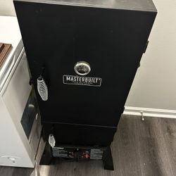 Masterbuilt Smoker 