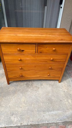 Wooden drawer with four drawers