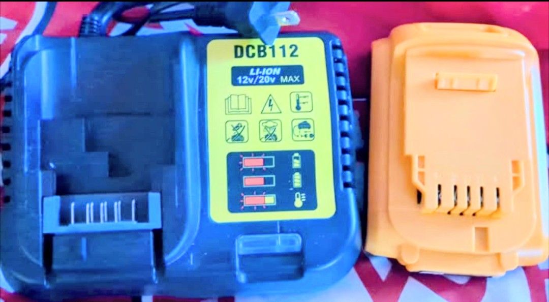 Brand New DeWalt Multi Charger And 3amp Battery