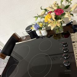 COOK TOP——((original Price$500) LIKE NEW ‼️‼️