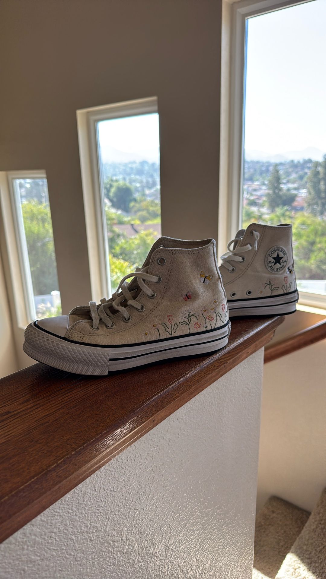 Converse