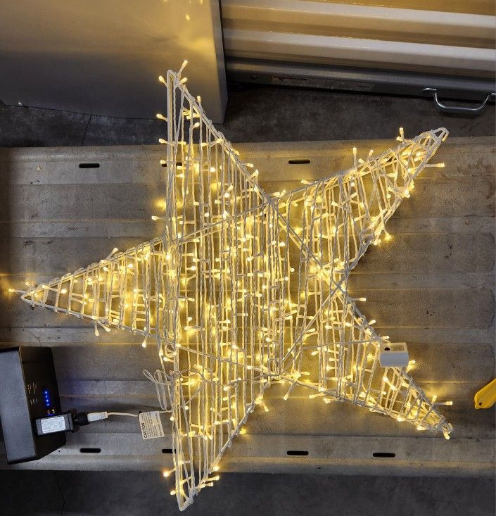 28 Inch Led Star With Multi Function