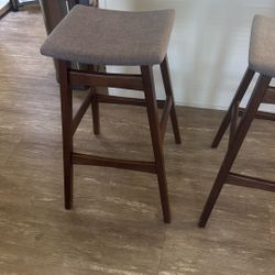 Bar Stools 