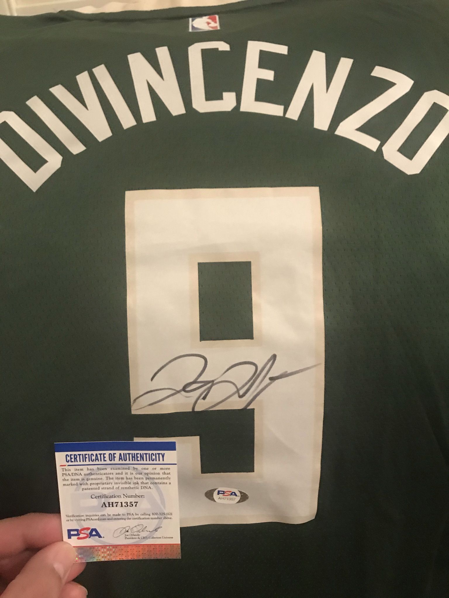 Donte Divicenzo #9 Signed Milwaukee Bucks Jersey PSA