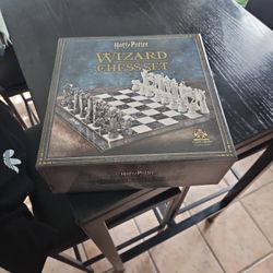 Harry Potter Noble Collection Chess Set