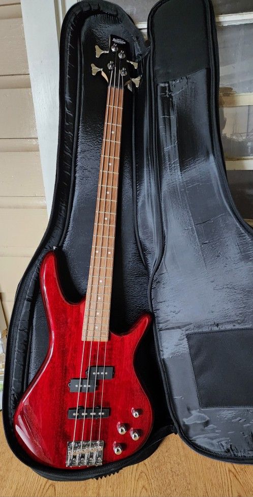 Ibanez Gio GSR200TR Bass Guitar