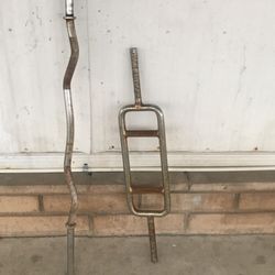 2 Curl Bars