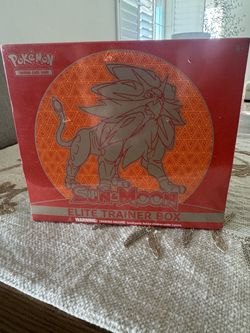 Pokémon Sun & Moon Elite Trainer Box