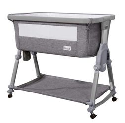 Li’l Pengyu BedTime Bliss Bassinet