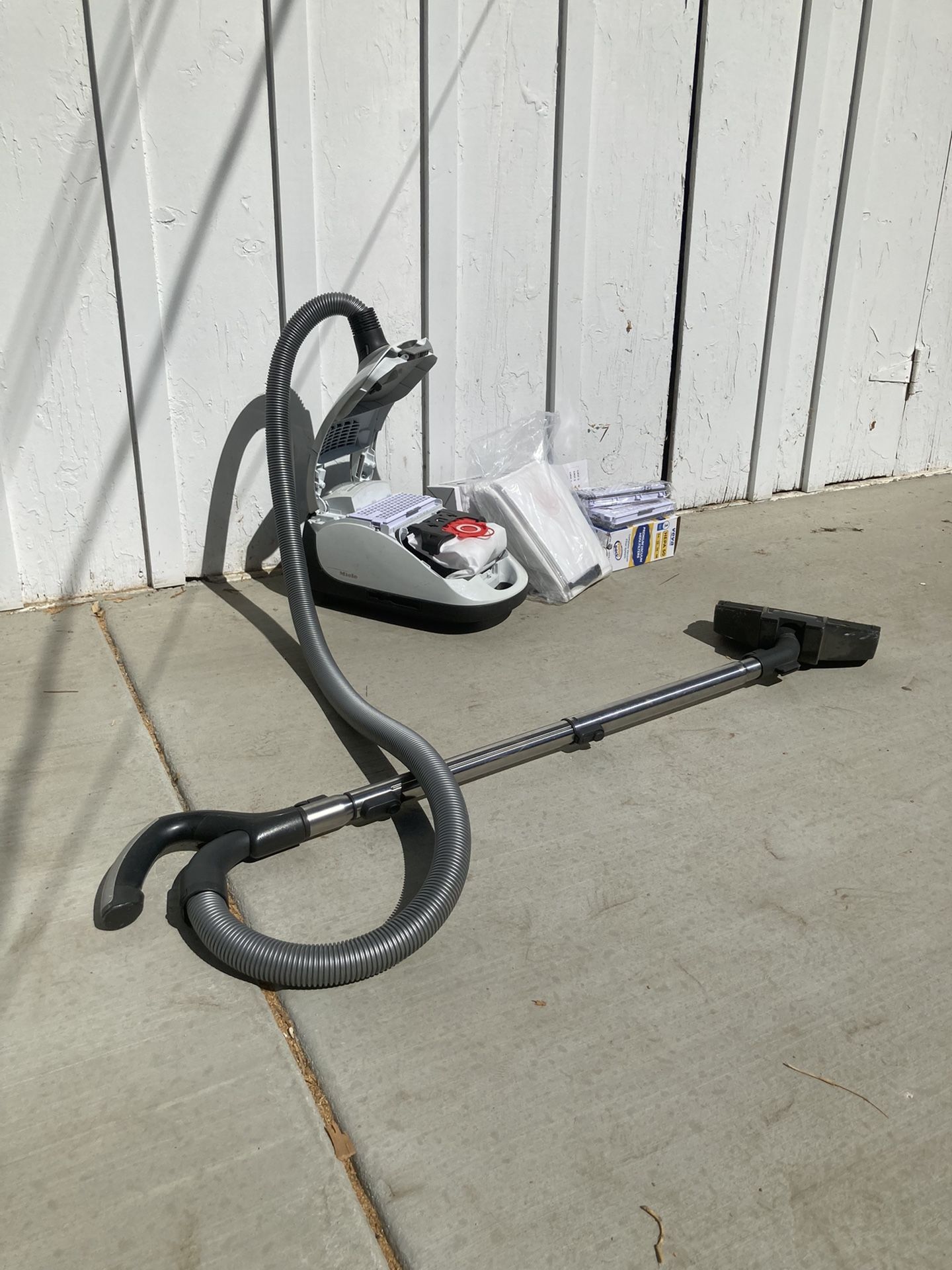 Miele Luna 1200w Vacuum With Extra HEPA Filters And 10 Bags