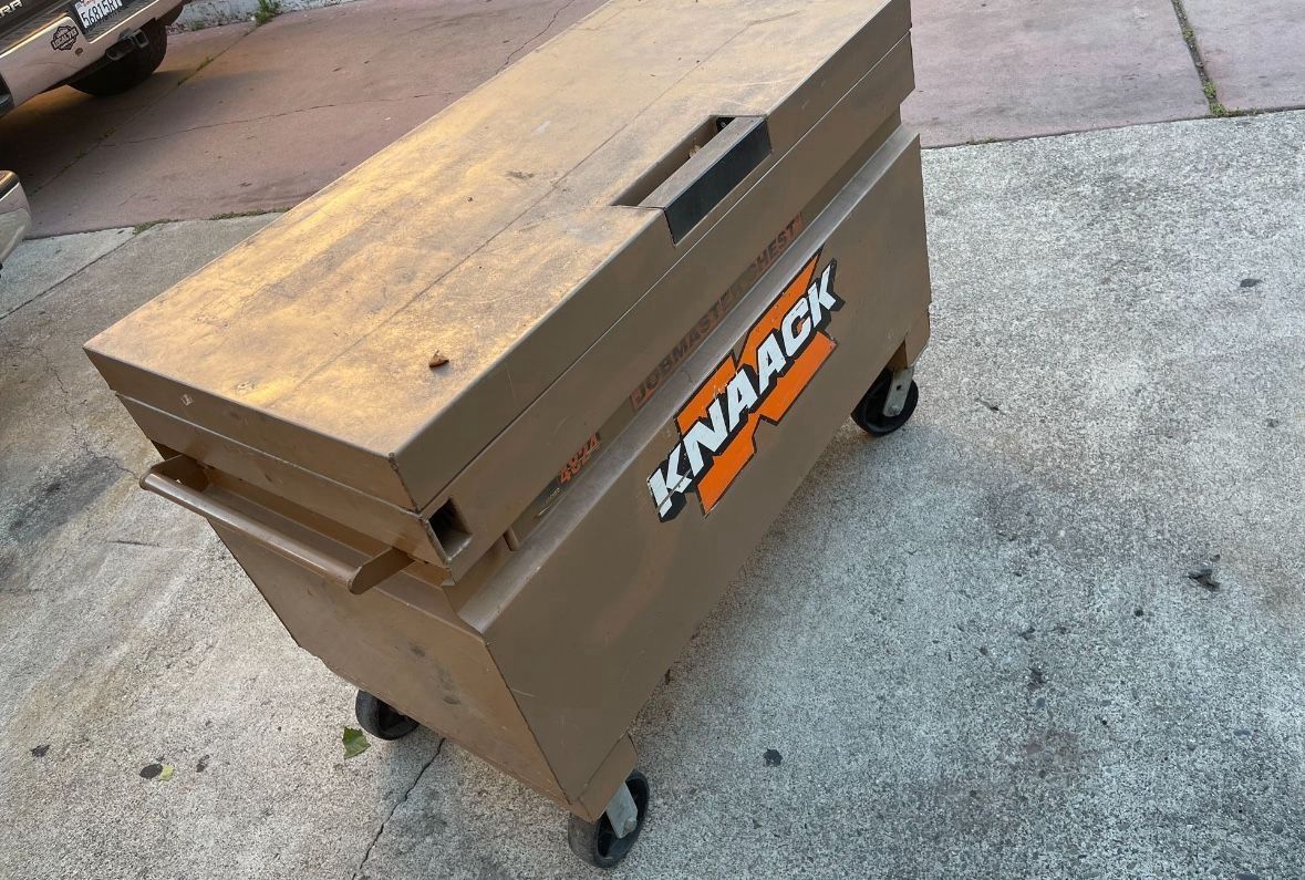 Game Box