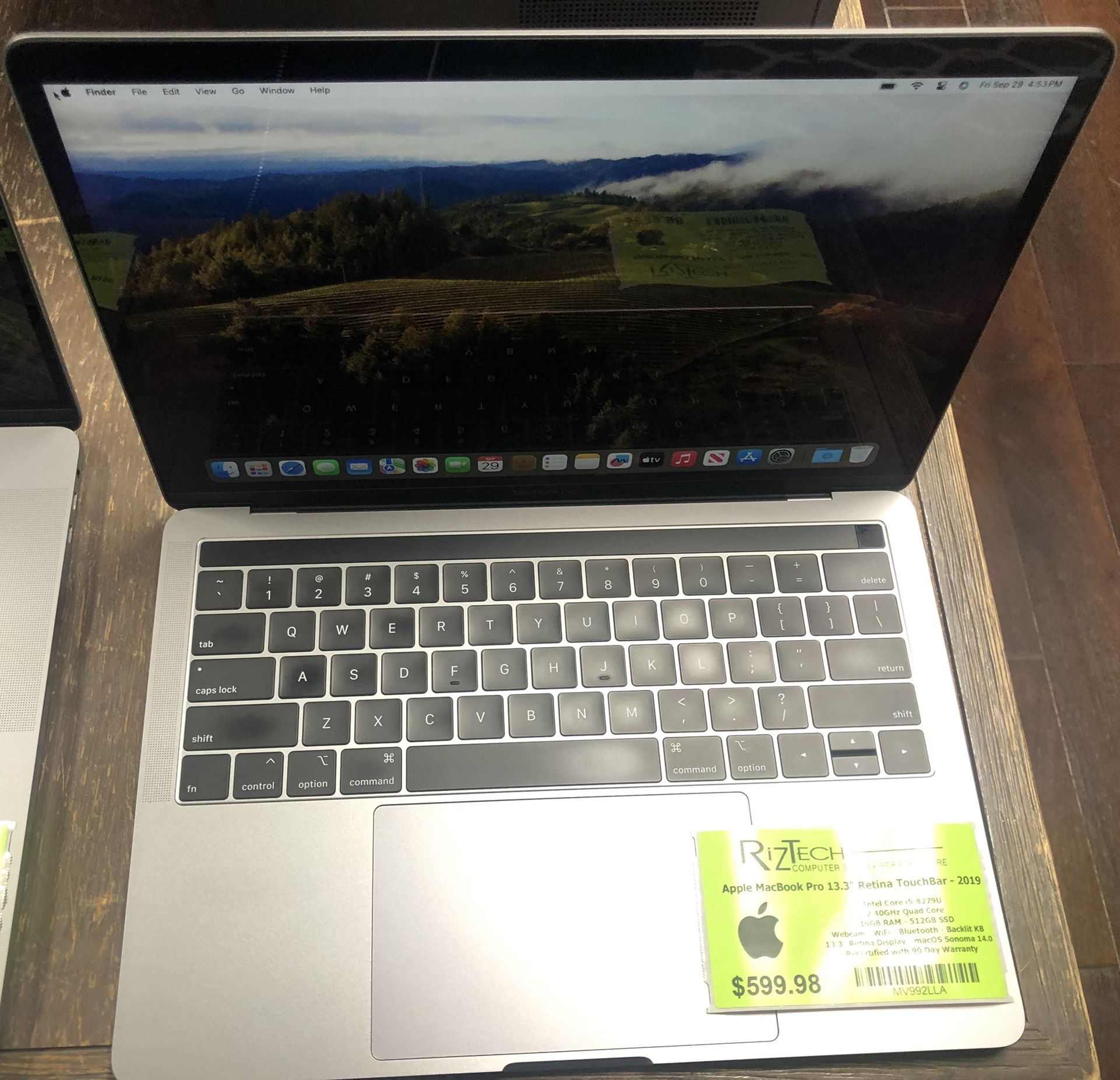 Apple MacBook Pro 13.3" Retina Touch Bar - 2019