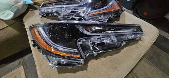 Headlights Toyota Corolla