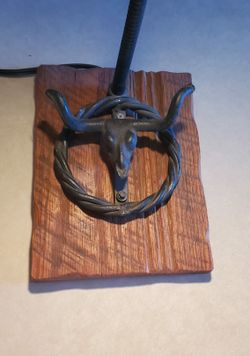 Long Horned Steer Lamp Design