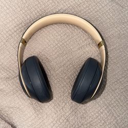 Studio 3 Beats Gold & Grey 