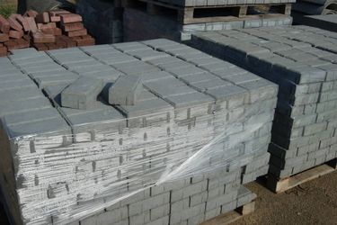 Pavers full pallet 468 pc for $280