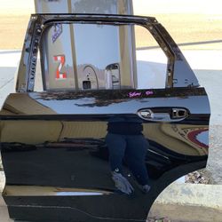 Ford Edge Driver Left Side Rear Door
