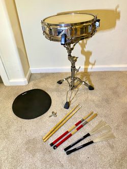 Remo 13” Touchmaster piccolo snare drum 2.5” deep good condition Pearl stand sticks brushes practice pad key $125 cash 2401 n Euclid ave Upland 91784