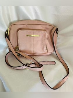 Steve Madden Blush Pink Pebbled Crossbody Bag Gold Hardware